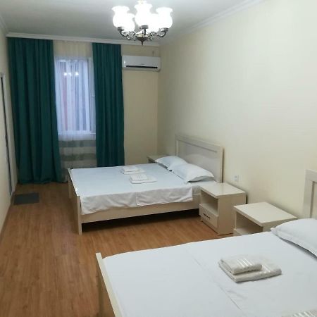 West House Hotell Kobuleti Exteriör bild