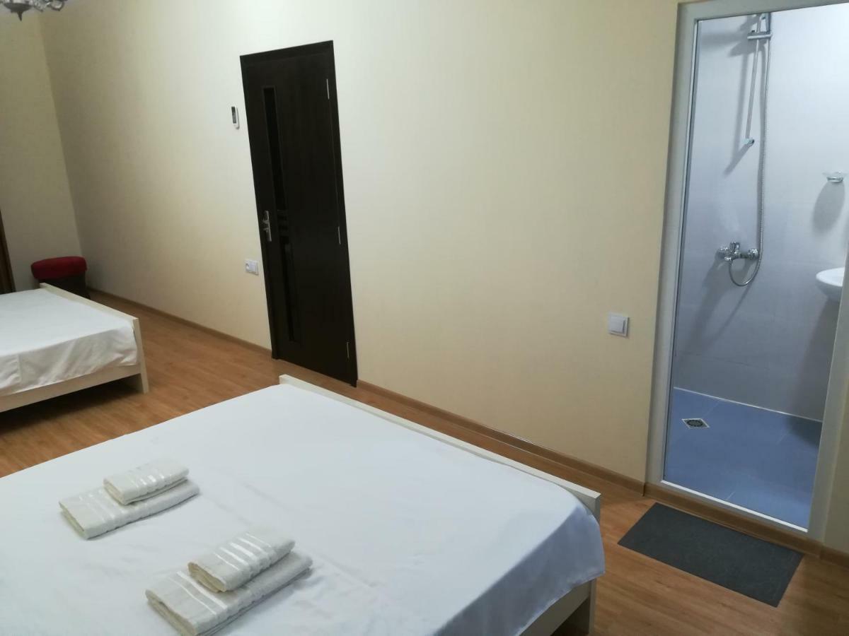 West House Hotell Kobuleti Exteriör bild
